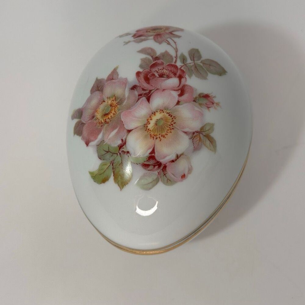 Vintage Trinket Box Egg with Wild Roses